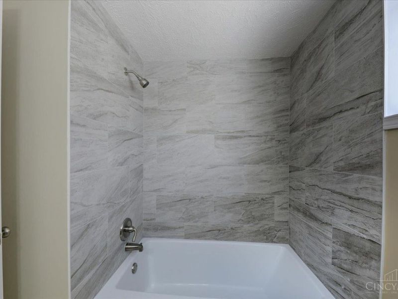 12130 Lakefront Drive, Paint Twp, OH 45133 Photo 25