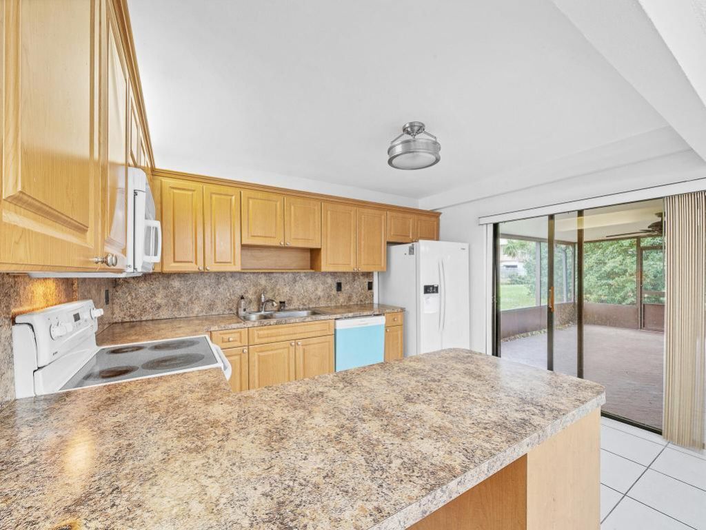 730 NW 27th Avenue, Unit Apt A, Delray Beach, FL 33445 Photo