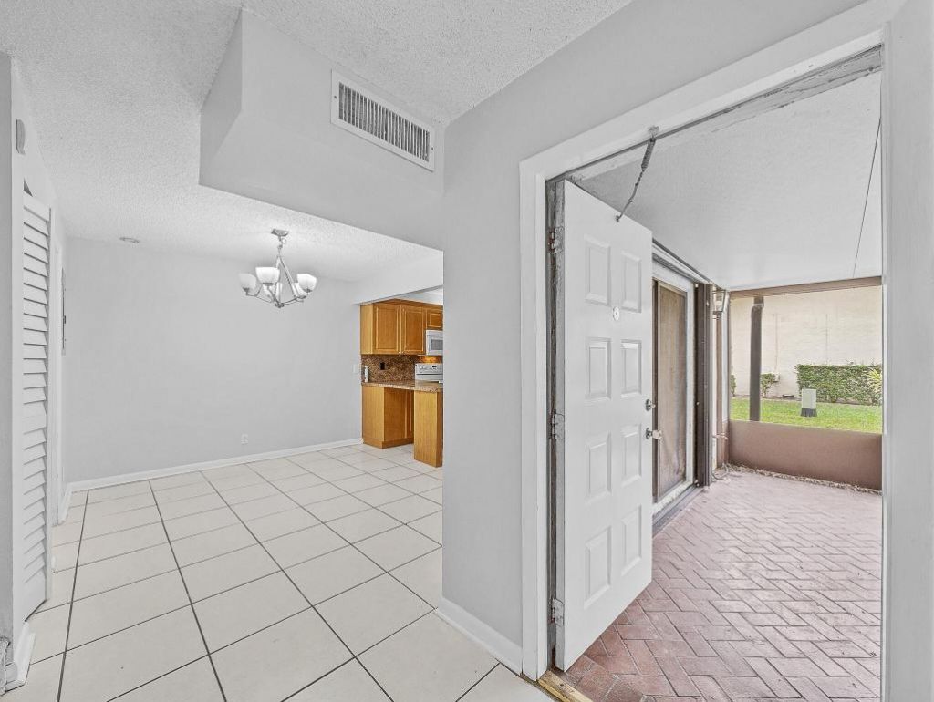 730 NW 27th Avenue, Unit Apt A, Delray Beach, FL 33445 Photo
