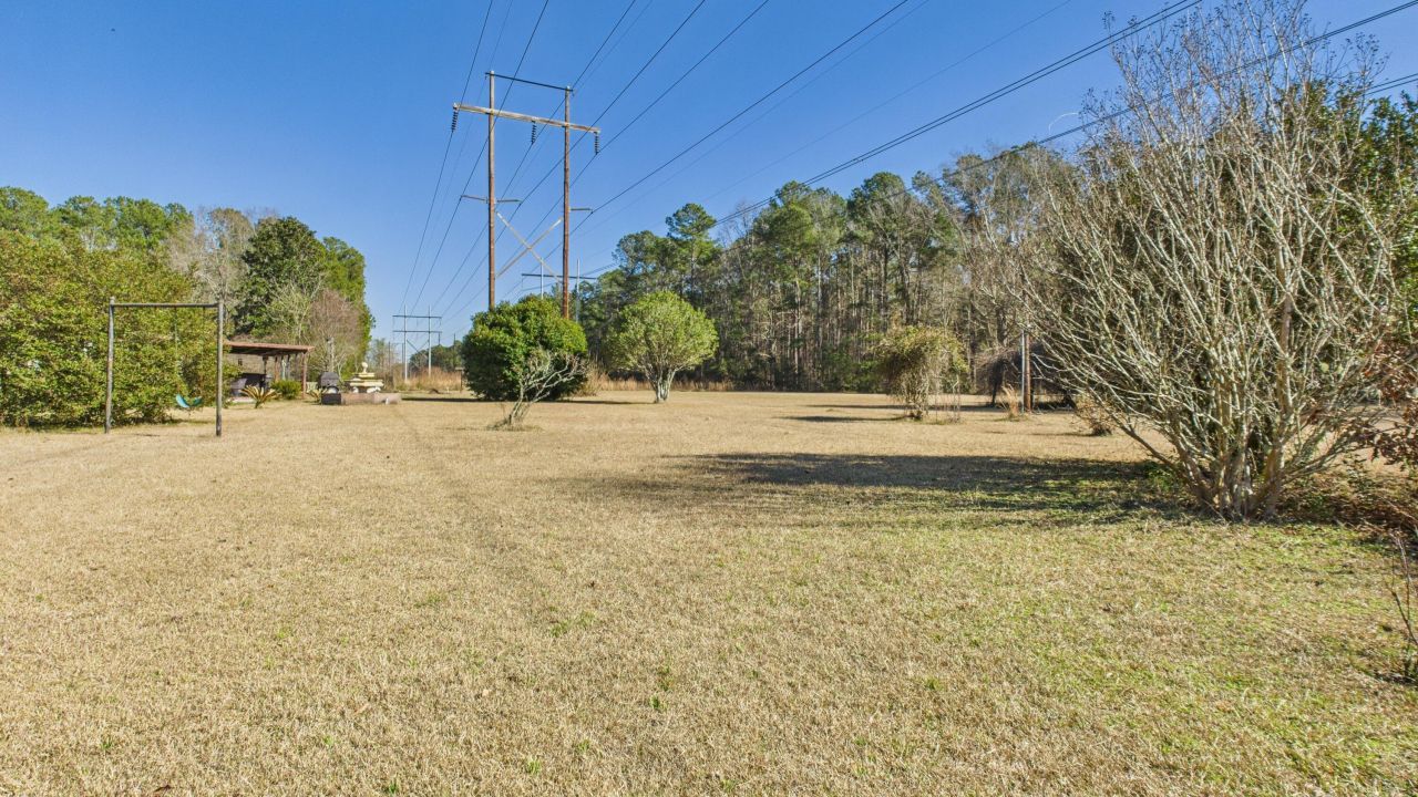 1709 N Highway 17a Photo 35