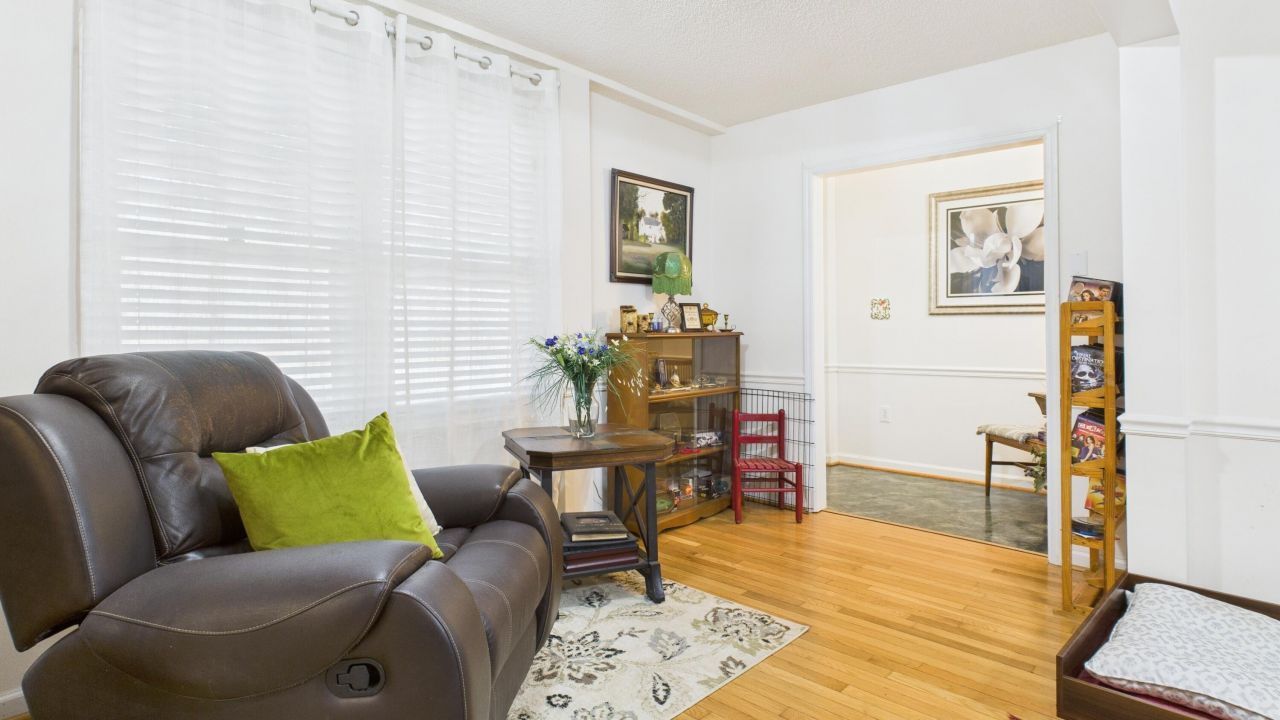 1709 N Highway 17a Photo 4