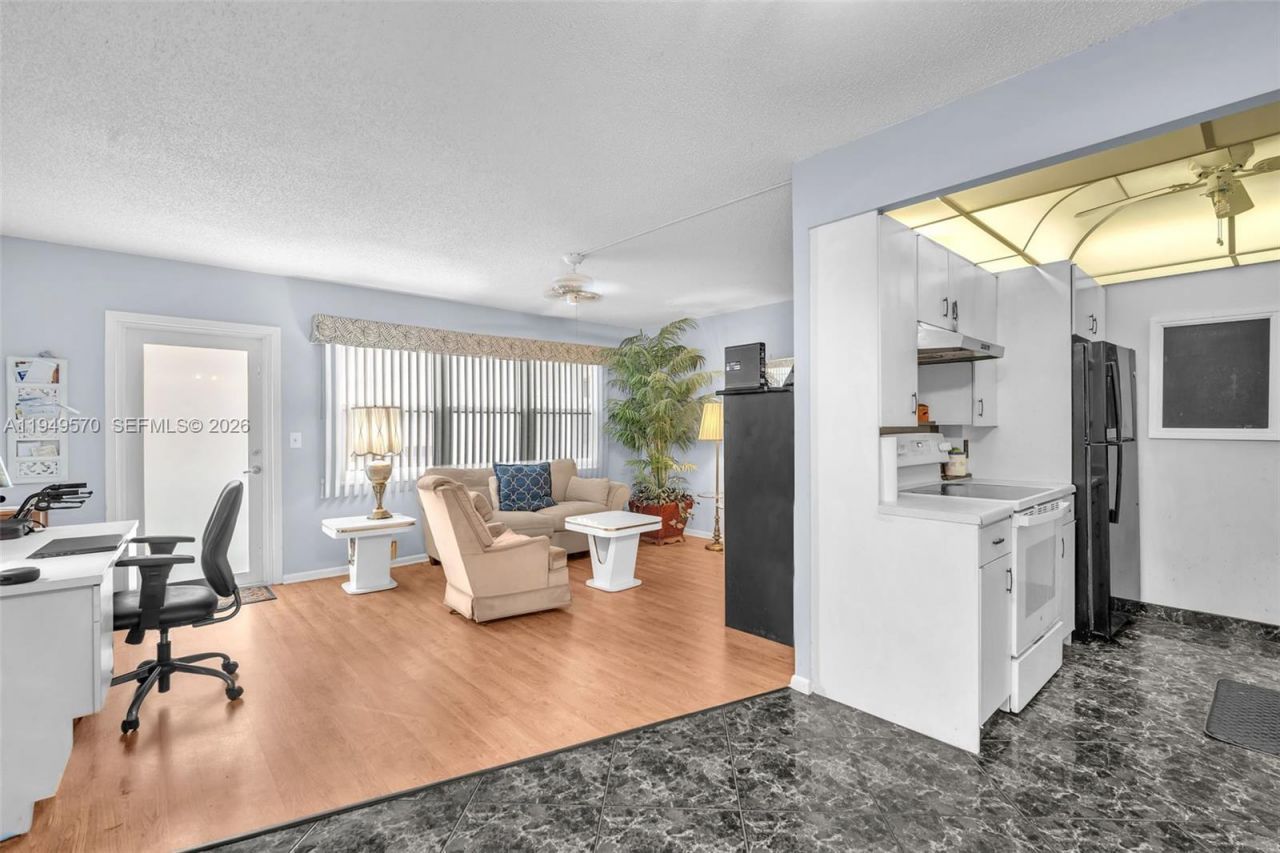 4051 N Newport N, Unit 4051, Deerfield Beach, FL 33442 Photo