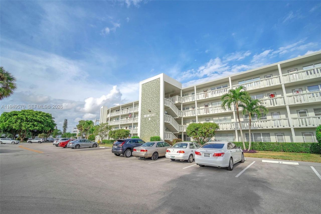 4051 N Newport N, Unit 4051, Deerfield Beach, FL 33442 Photo