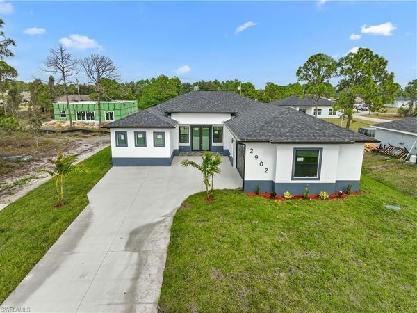 2902 42nd ST W, LEHIGH ACRES, FL 33971