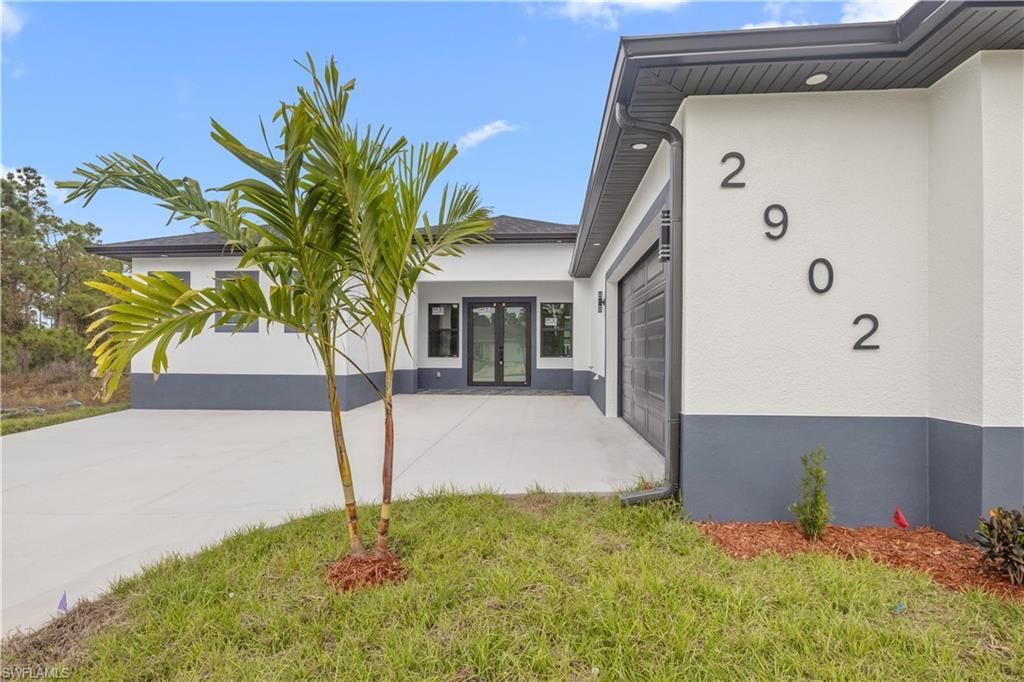 2902 42nd St W, Lehigh Acres, FL 33971 Photo