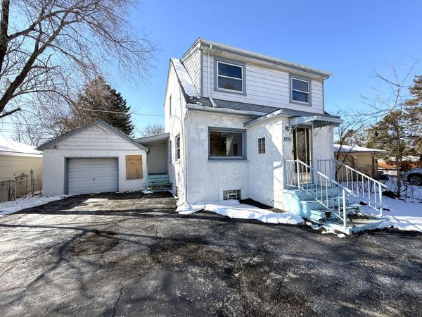 4040 Rose Avenue, Lyons, IL 60534