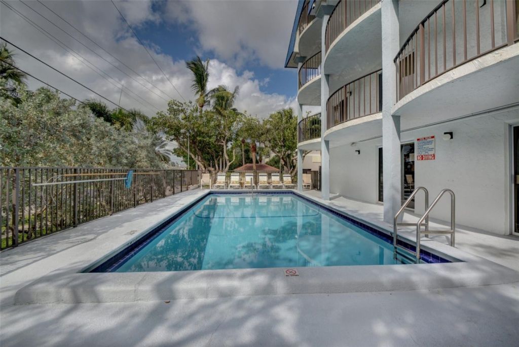 3909 N Ocean Blvd, Unit 108, Fort Lauderdale, FL 33308 Photo