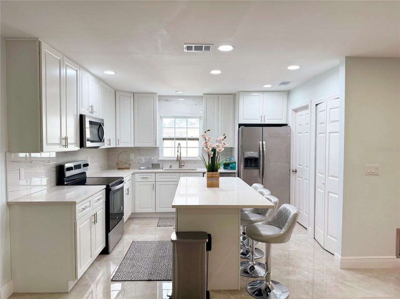 2702 38th Street W, Bradenton, FL 34205 Photo