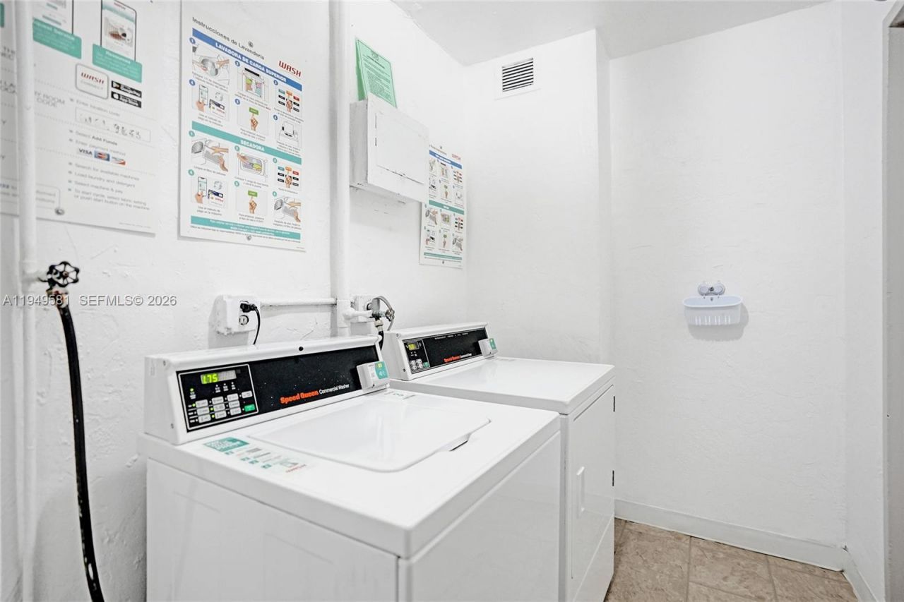 401 Golden Isles Dr , Unit 302, Hallandale Beach, FL 33009 Photo