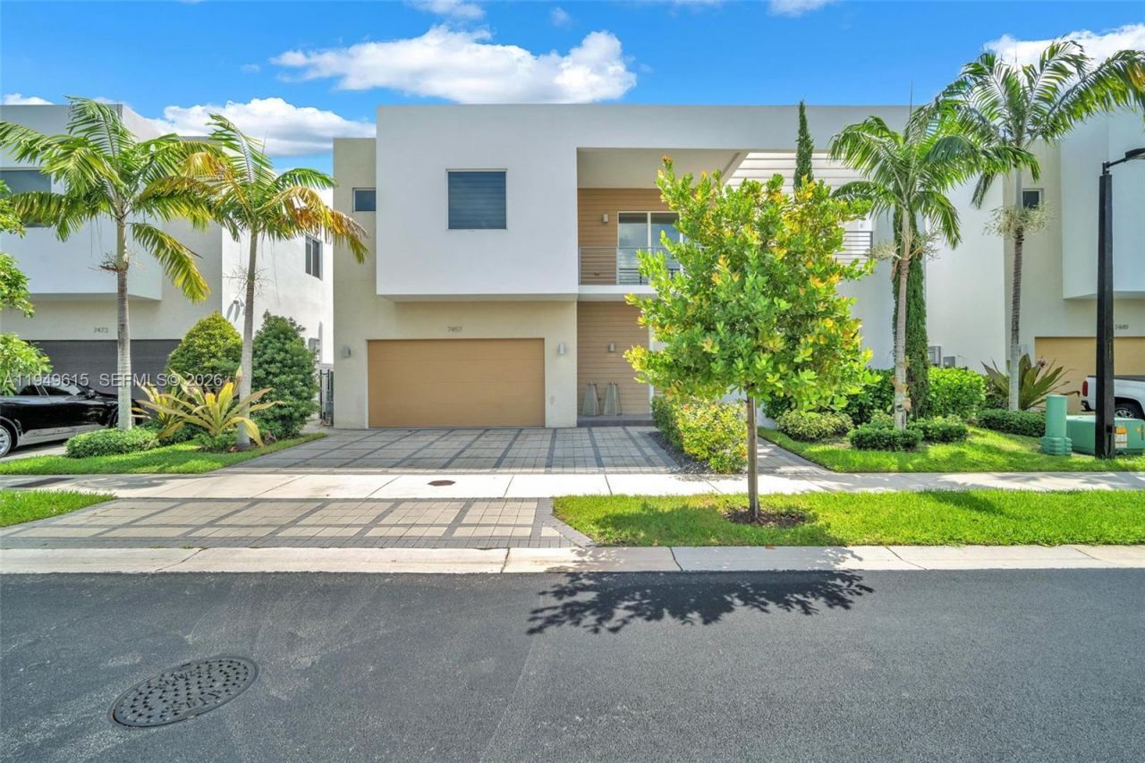 7457 NW 101st Ave, Unit 7457, Doral, FL 33178 Photo