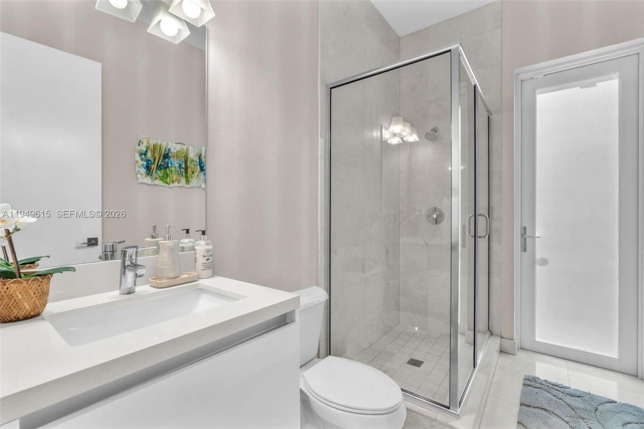 7457 NW 101st Ave, Unit 7457, Doral, FL 33178 Photo