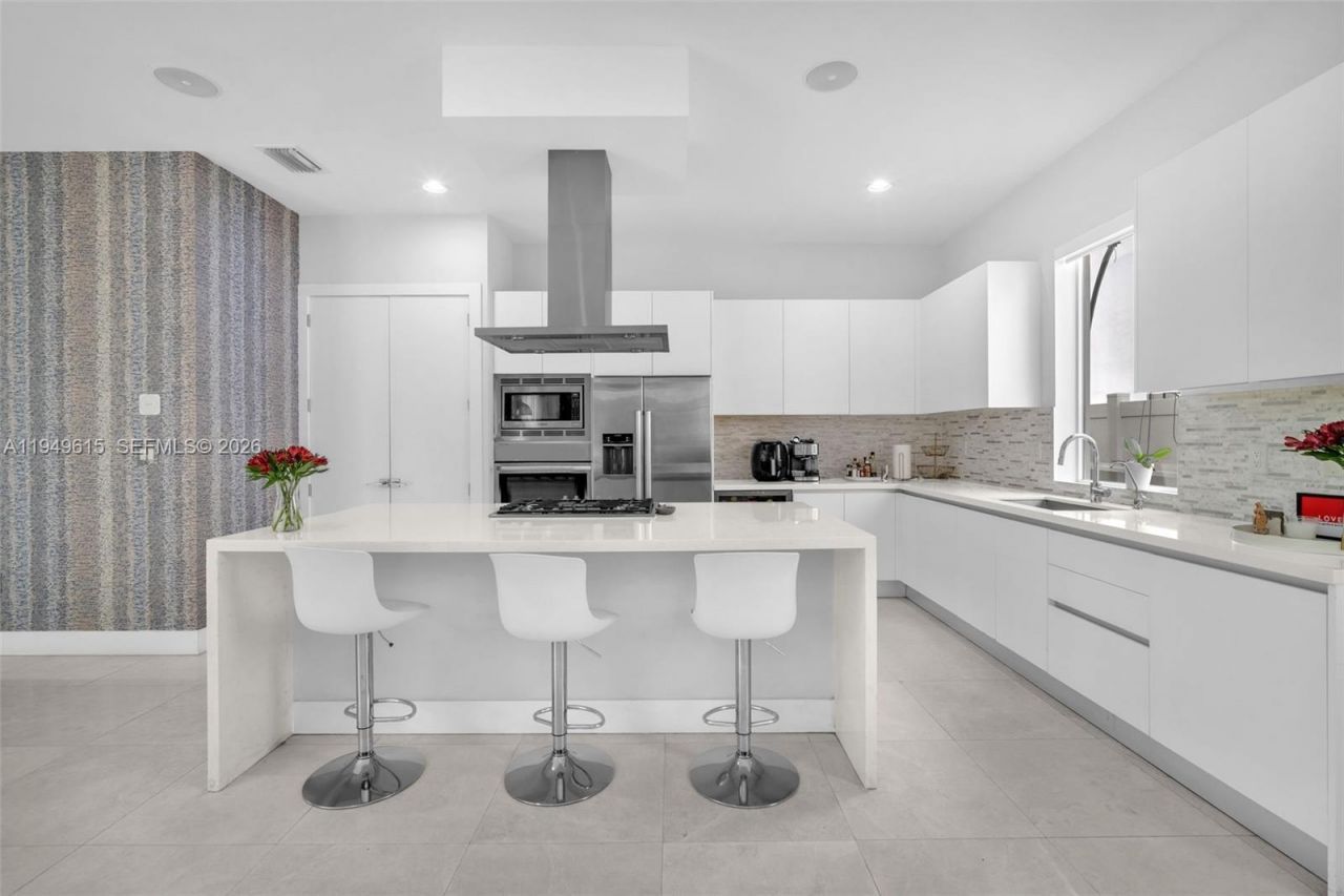 7457 NW 101st Ave, Unit 7457, Doral, FL 33178 Photo