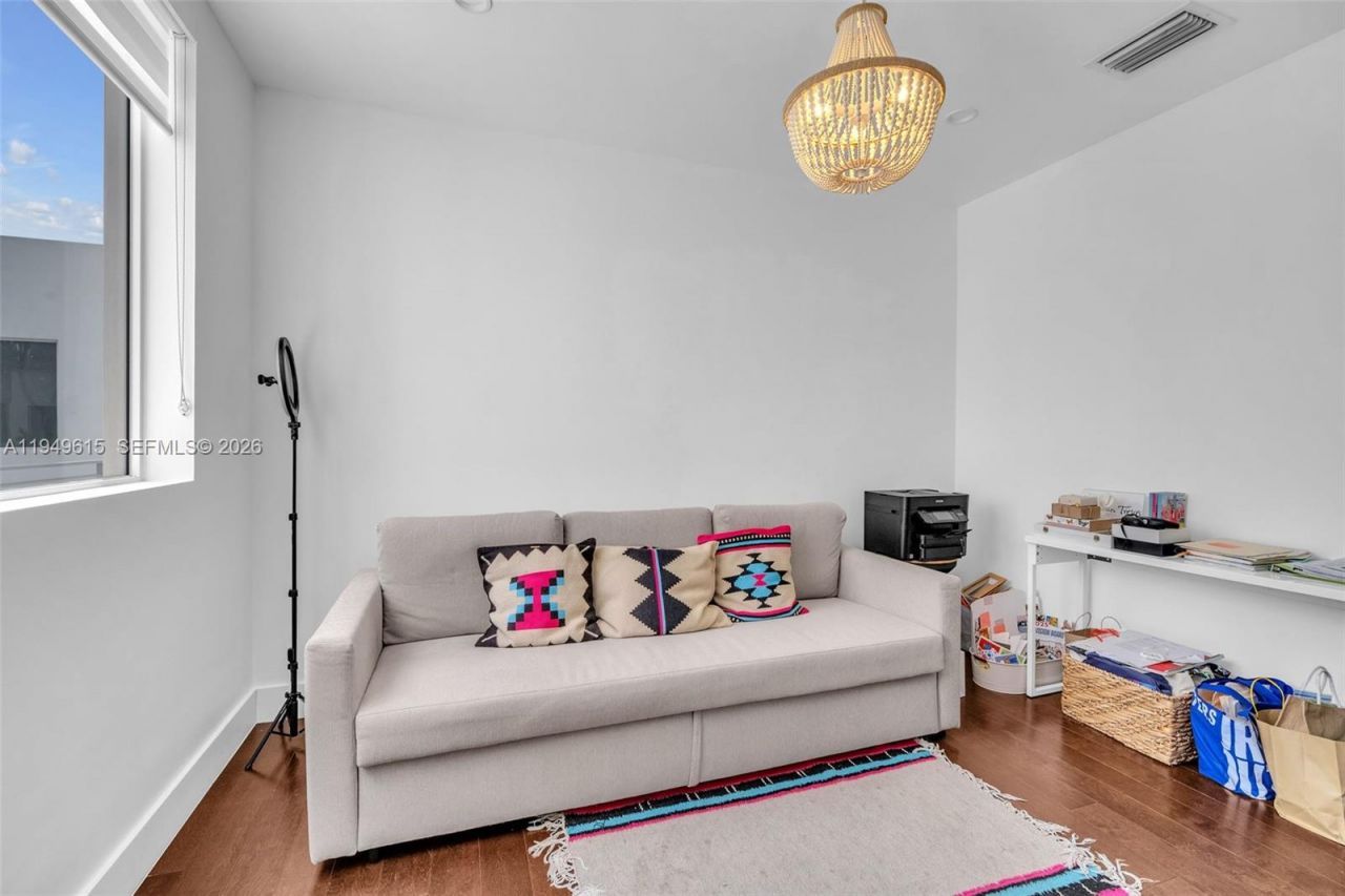 7457 NW 101st Ave, Unit 7457, Doral, FL 33178 Photo