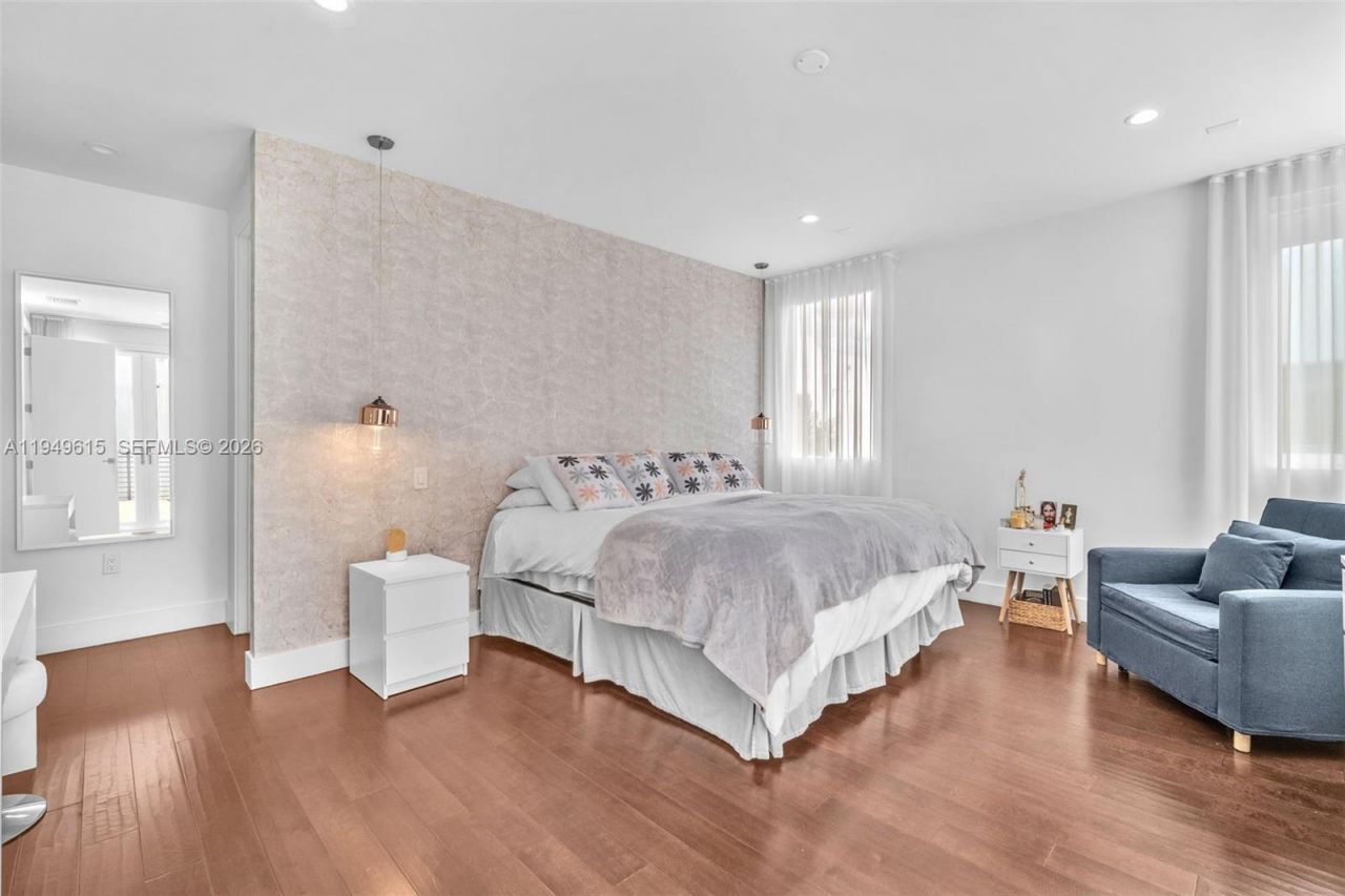 7457 NW 101st Ave, Unit 7457, Doral, FL 33178 Photo