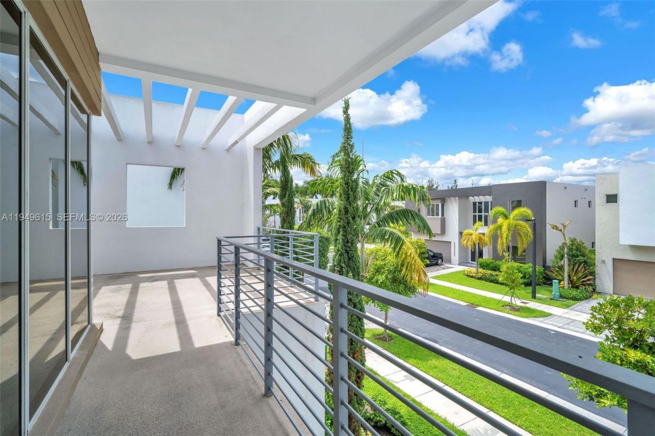 7457 NW 101st Ave, Unit 7457, Doral, FL 33178 Photo