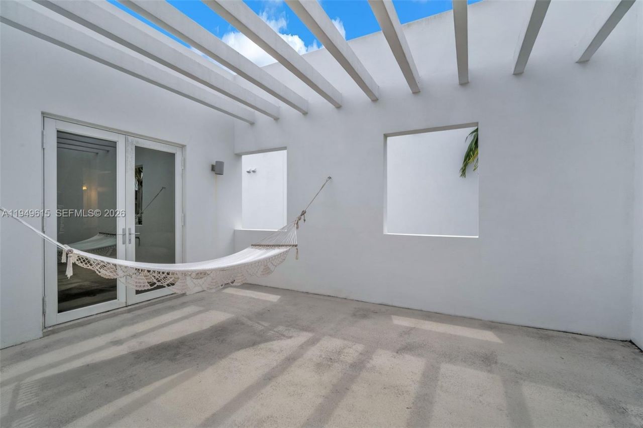 7457 NW 101st Ave, Unit 7457, Doral, FL 33178 Photo