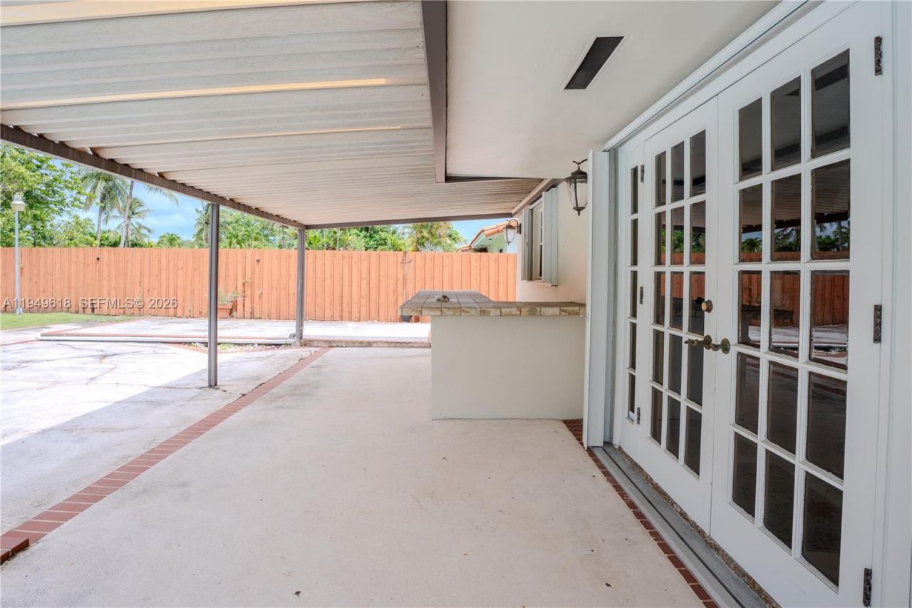 2431 SW 124 Ave, Miami, FL 33175 Photo