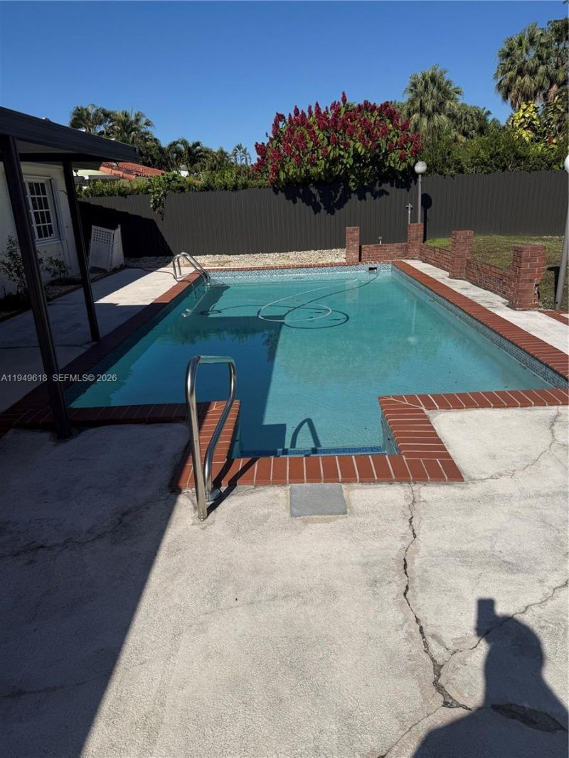 2431 SW 124 Ave, Miami, FL 33175 Photo