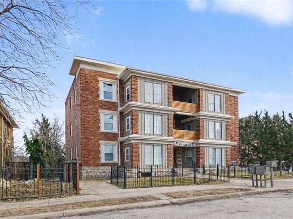 3227 Central Street, Kansas City, MO 64111