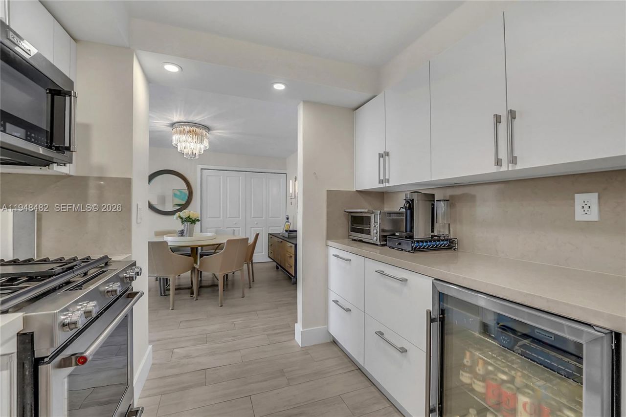2030 S Ocean Dr, Unit 410, Hallandale Beach, FL 33009 Photo