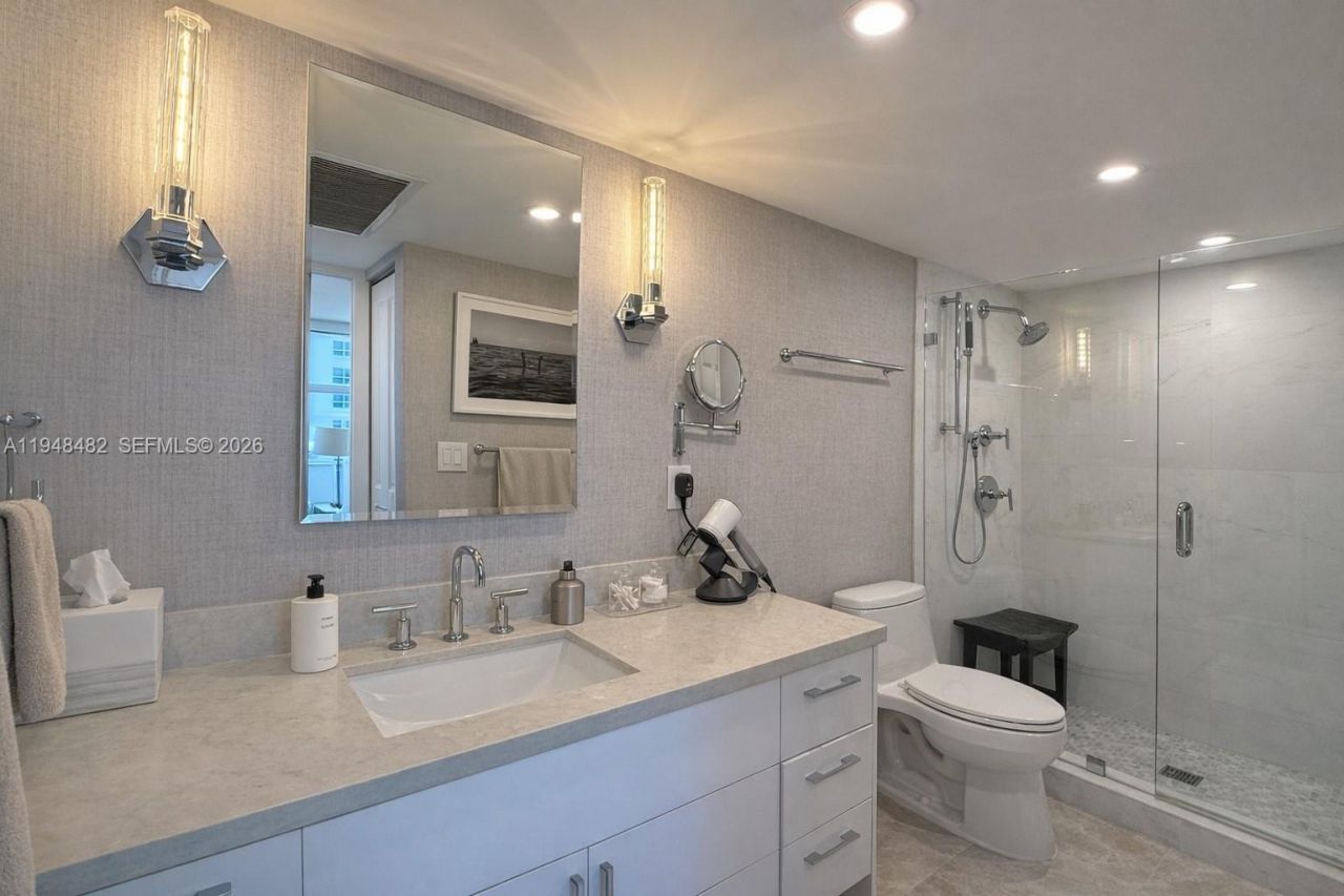 2030 S Ocean Dr, Unit 410, Hallandale Beach, FL 33009 Photo