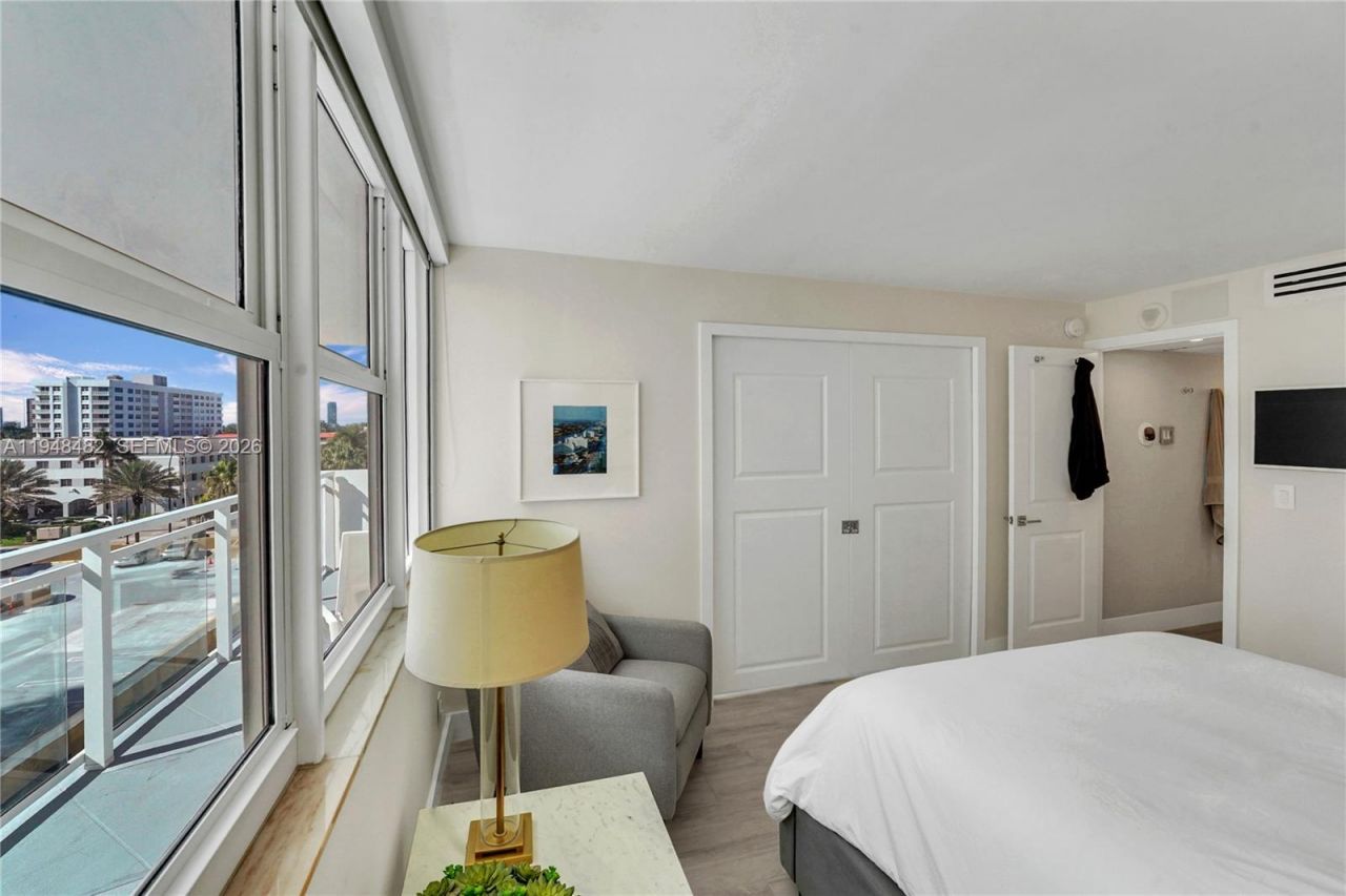 2030 S Ocean Dr, Unit 410, Hallandale Beach, FL 33009 Photo