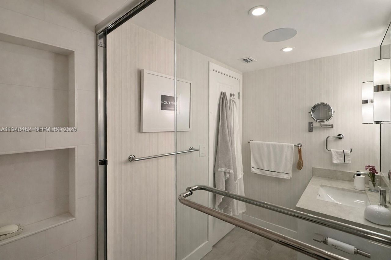 2030 S Ocean Dr, Unit 410, Hallandale Beach, FL 33009 Photo