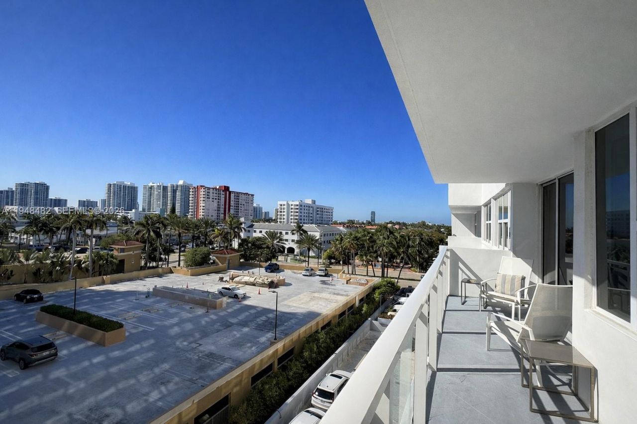 2030 S Ocean Dr, Unit 410, Hallandale Beach, FL 33009 Photo