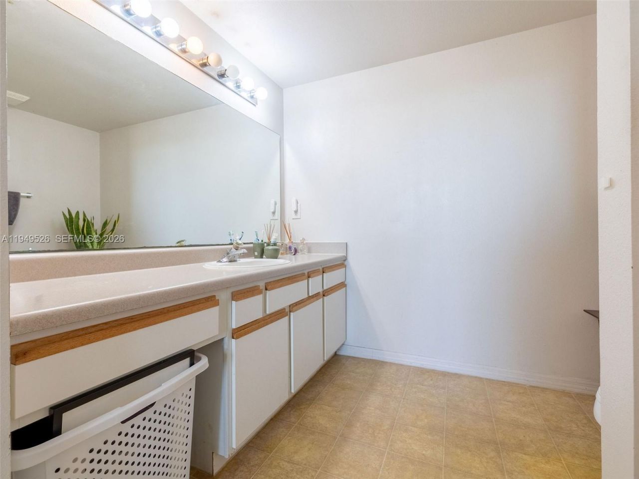 11700 SW 2nd St, Unit 13202, Pembroke Pines, FL 33025 Photo