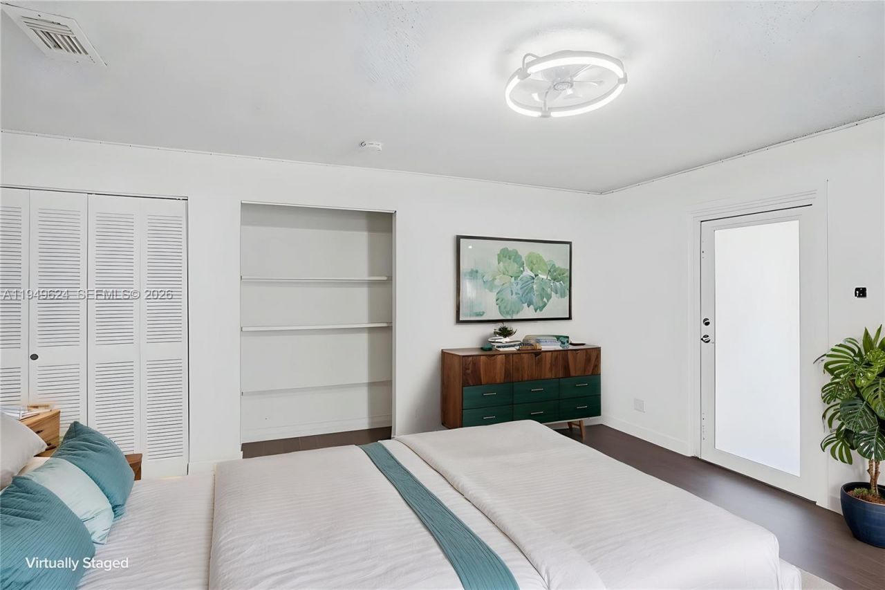 901 NW 34th Ave, Miami, FL 33125 Photo