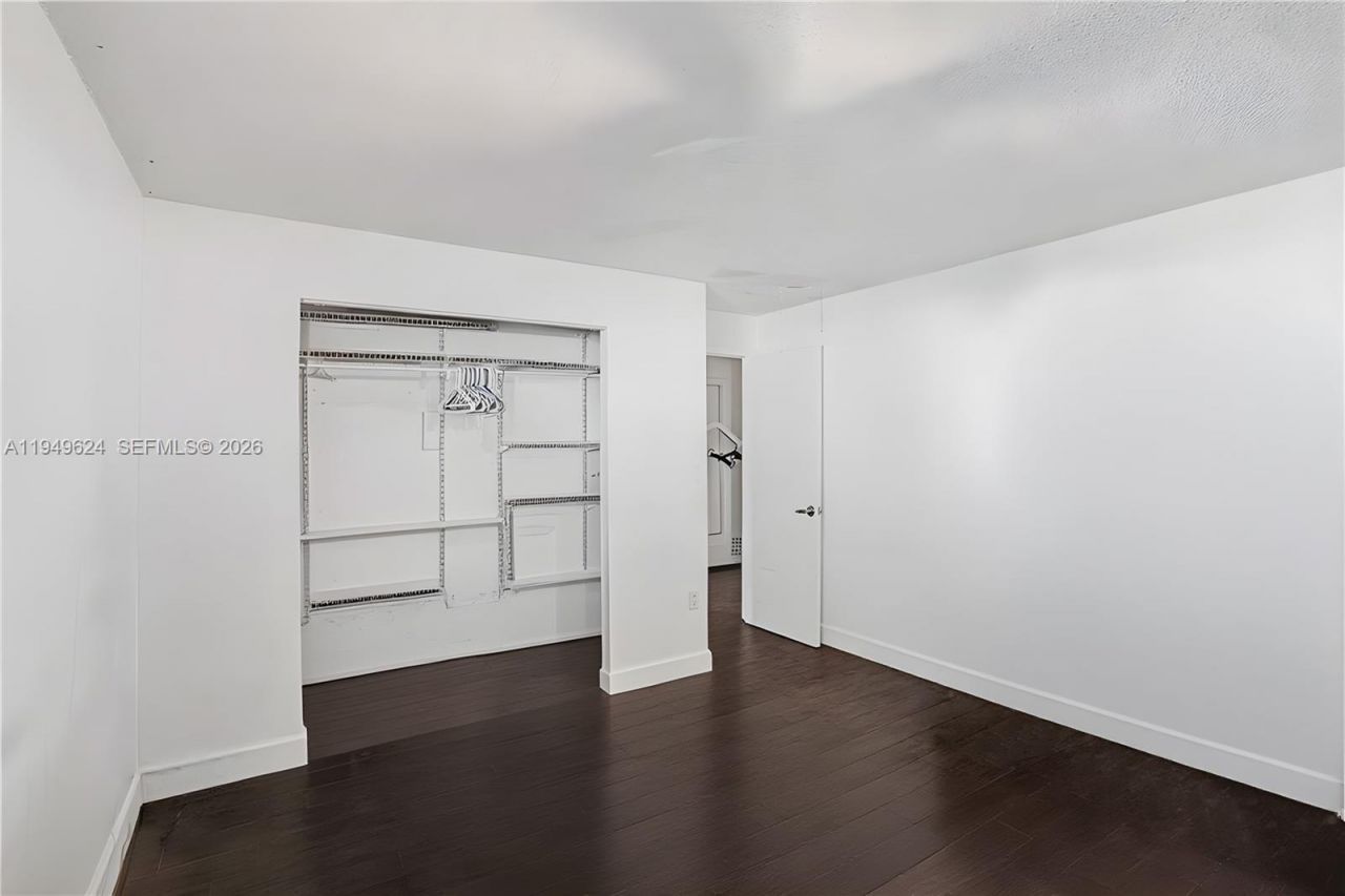 901 NW 34th Ave, Miami, FL 33125 Photo