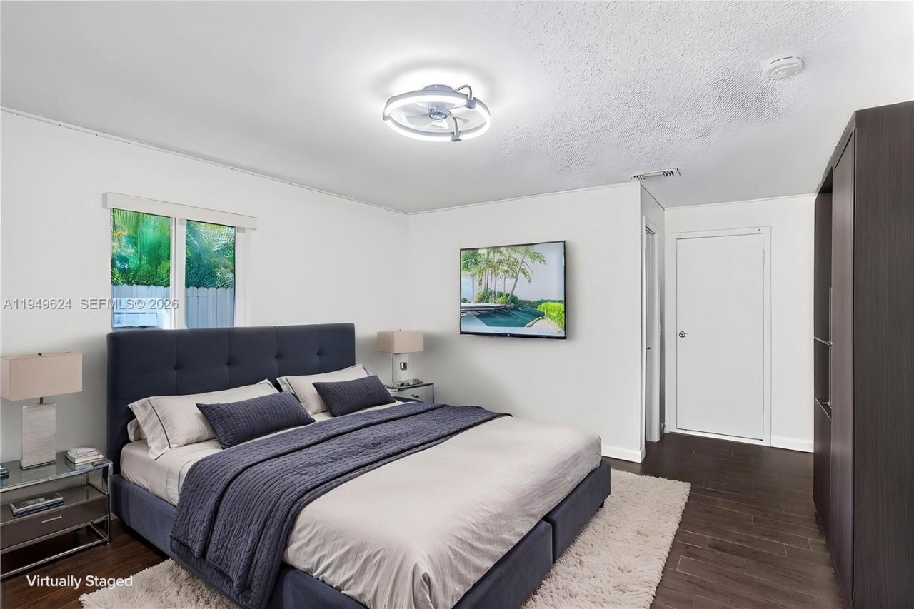 901 NW 34th Ave, Miami, FL 33125 Photo