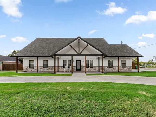 304 Mariners Way, Wichita Falls, TX 76308