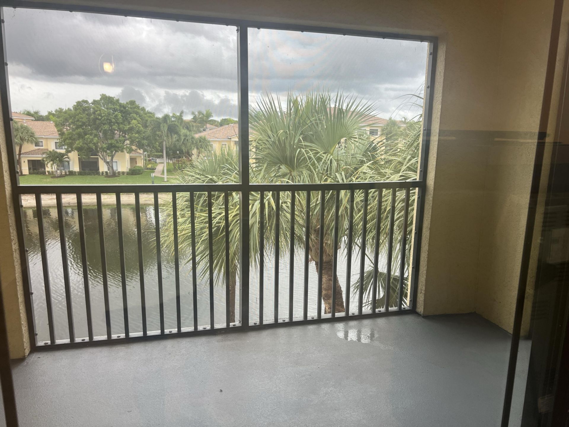 2725 Anzio Court, Unit 304, Palm Beach Gardens, FL 33410 Photo
