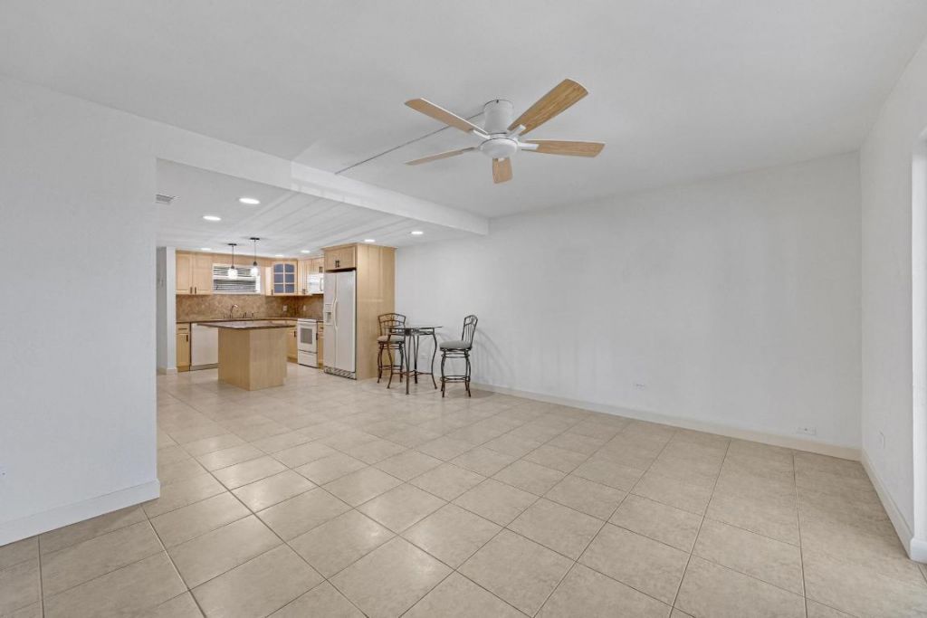 92550 Overseas Highway, Unit 214, Tavernier, FL 33070 Photo