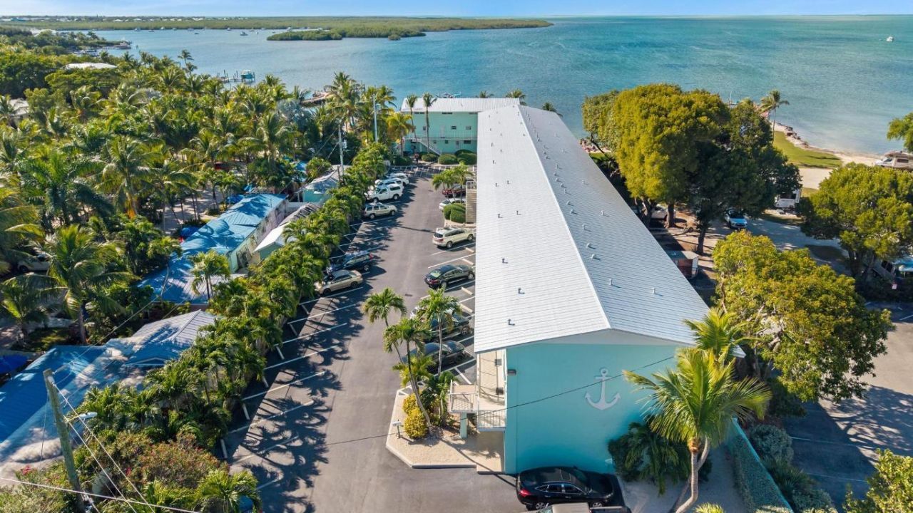 92550 Overseas Highway, Unit 214, Tavernier, FL 33070 Photo