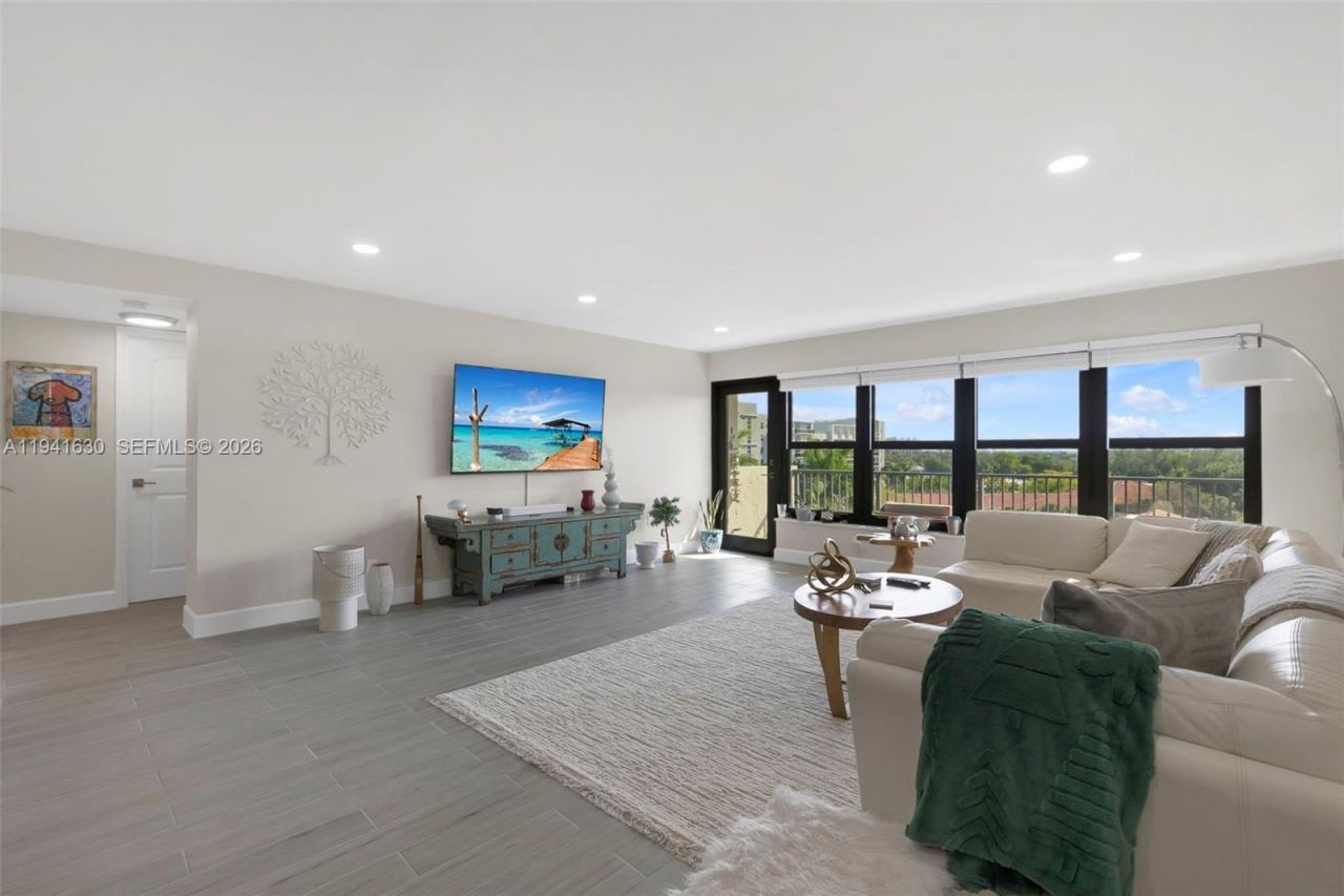 3200 Port Royale Dr N, Unit 705, Fort Lauderdale, FL 33308 Photo