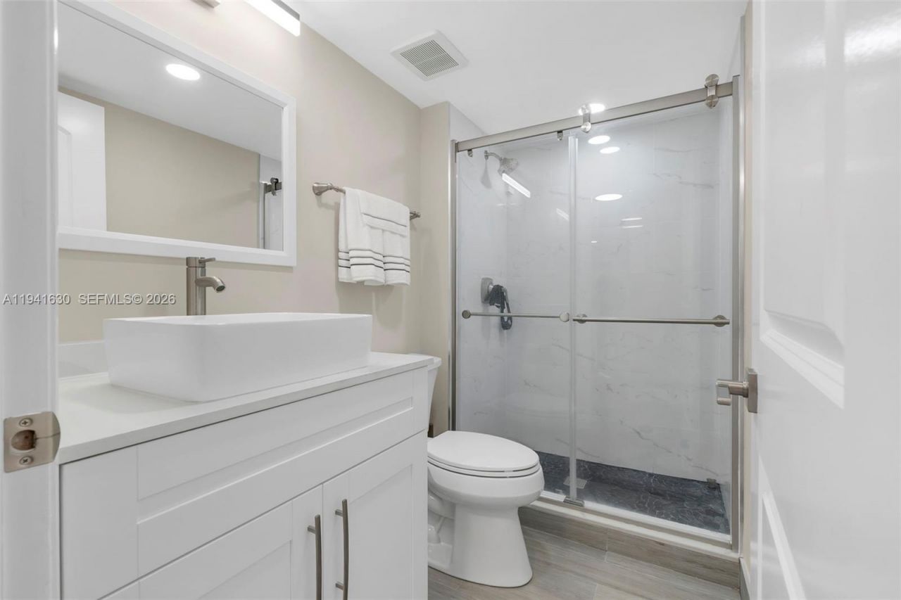 3200 Port Royale Dr N, Unit 705, Fort Lauderdale, FL 33308 Photo