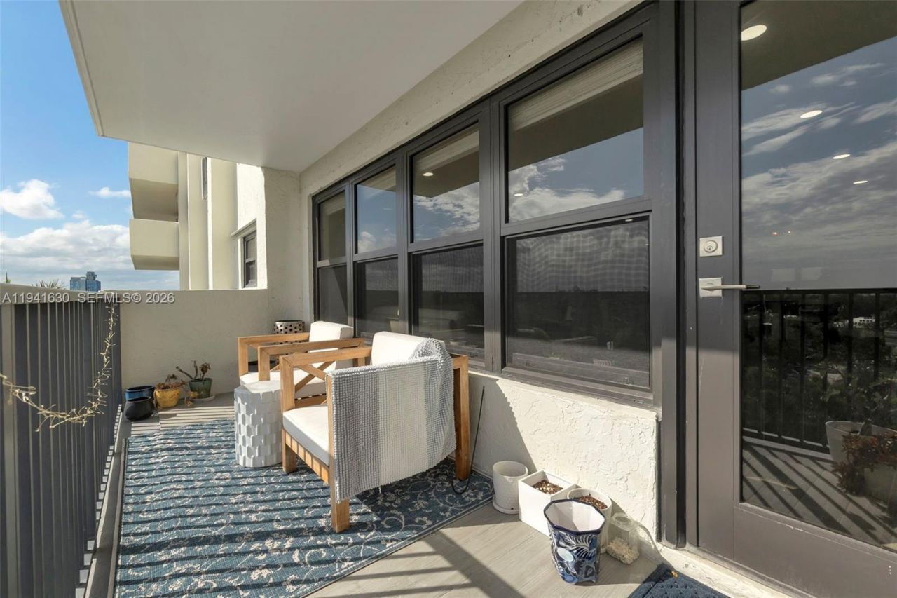 3200 Port Royale Dr N, Unit 705, Fort Lauderdale, FL 33308 Photo