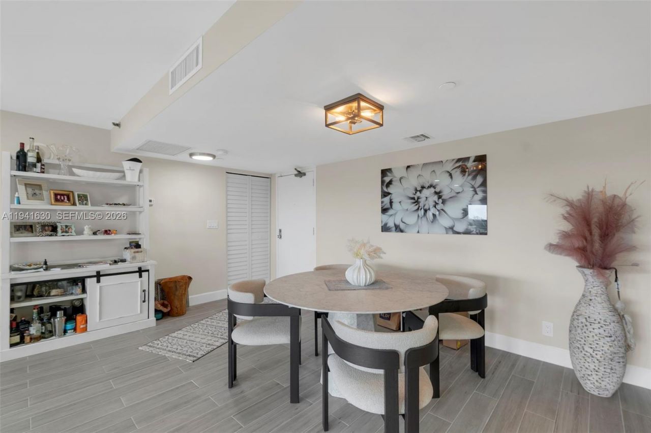 3200 Port Royale Dr N, Unit 705, Fort Lauderdale, FL 33308 Photo