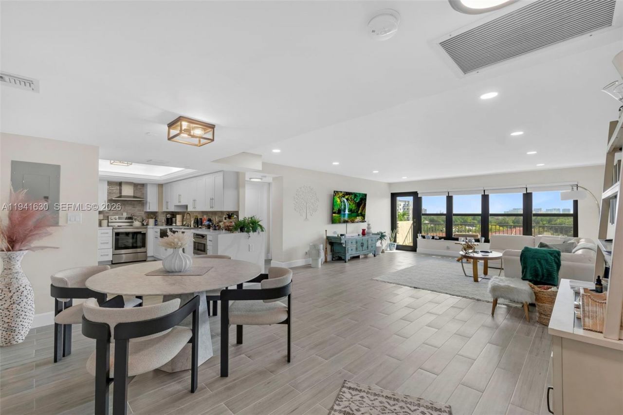 3200 Port Royale Dr N, Unit 705, Fort Lauderdale, FL 33308 Photo