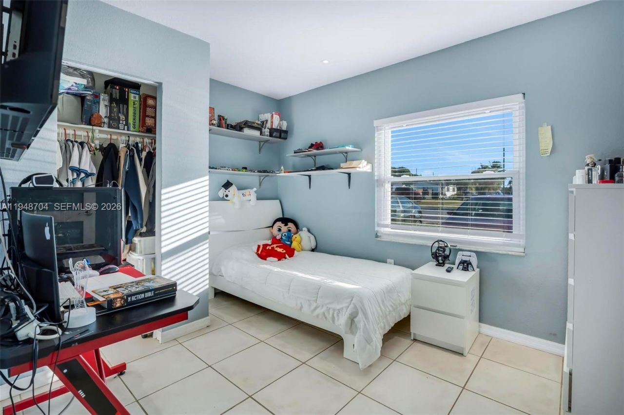 14860 Buchanan St, Miami, FL 33176 Photo