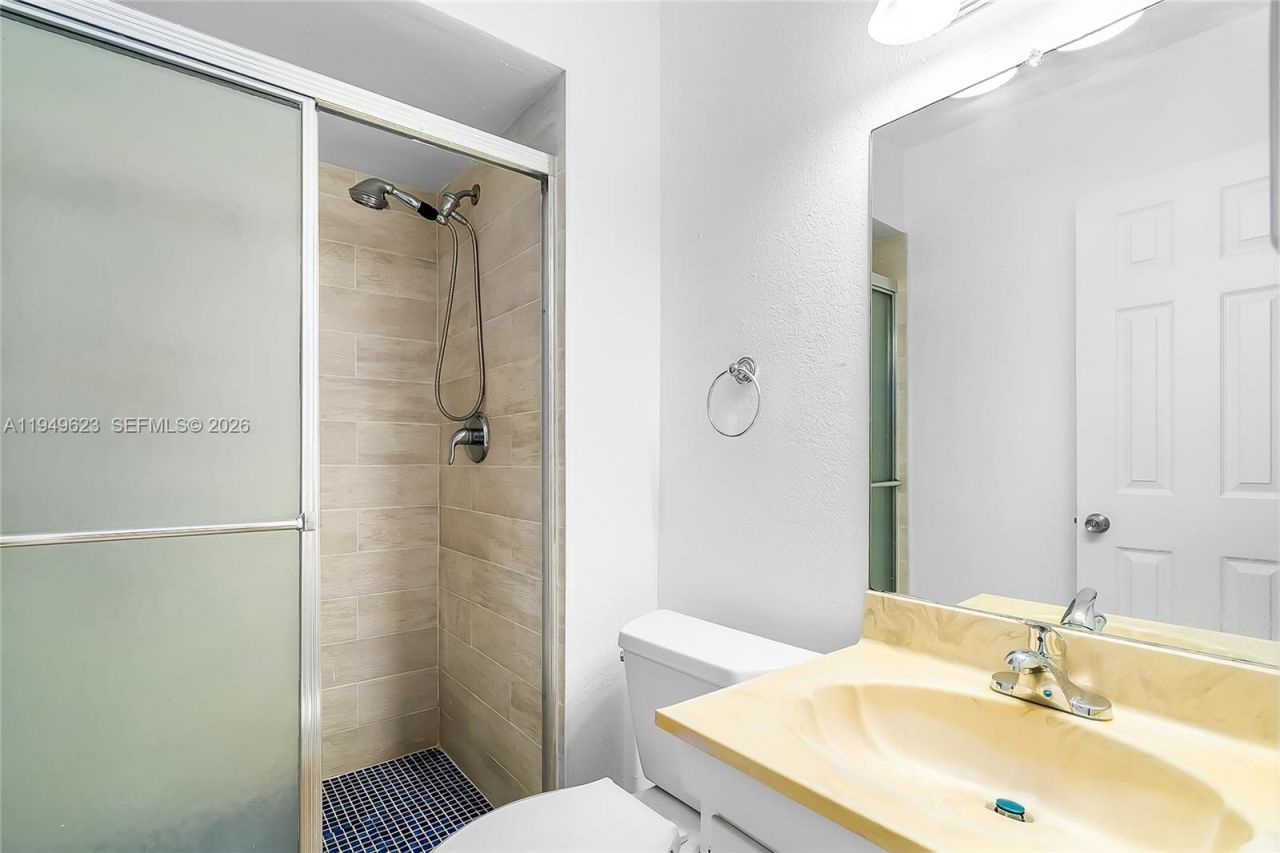 2500 SW 81st Ave , Unit 402, Davie, FL 33324 Photo