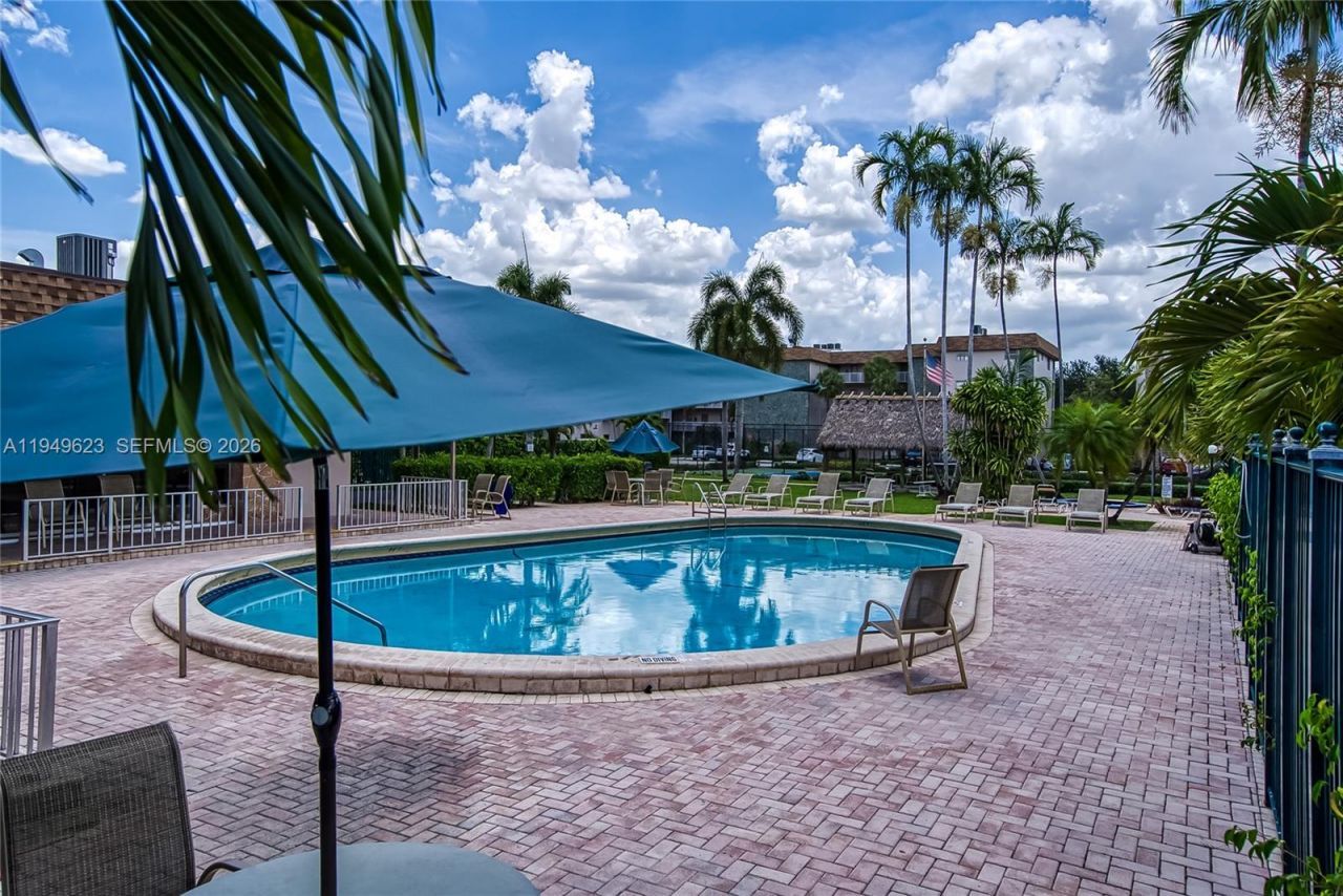 2500 SW 81st Ave , Unit 402, Davie, FL 33324 Photo