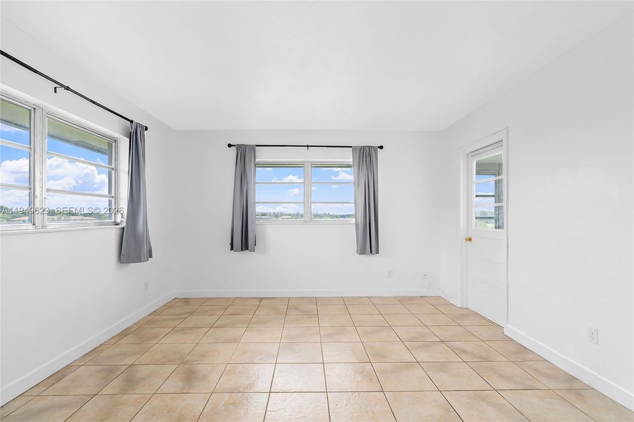 2500 SW 81st Ave , Unit 402, Davie, FL 33324 Photo