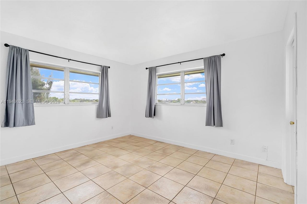 2500 SW 81st Ave , Unit 402, Davie, FL 33324 Photo