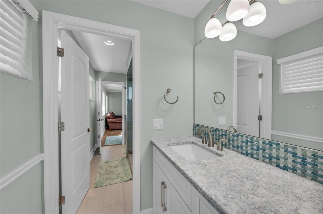 1211 62nd Street Nw, Bradenton, FL 34209 Photo