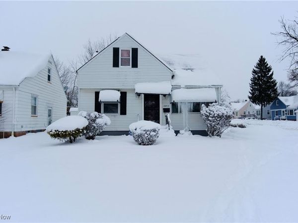 18717 Waterbury Avenue, Maple Heights, OH 44137