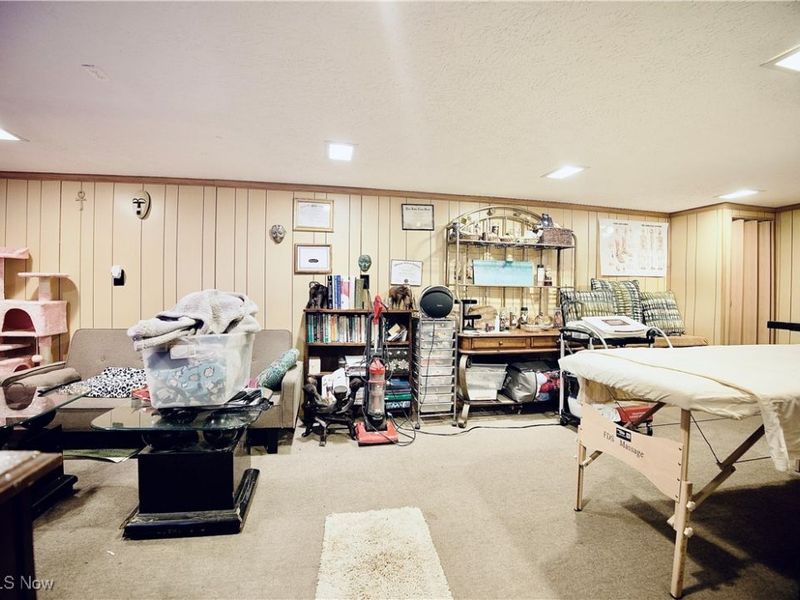 18717 Waterbury Avenue, Maple Heights, OH 44137 Photo 17