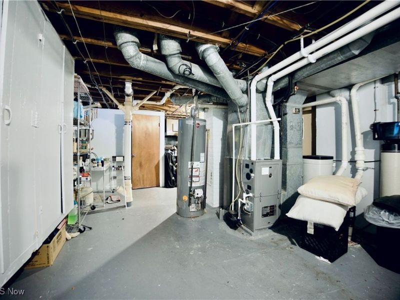 18717 Waterbury Avenue, Maple Heights, OH 44137 Photo 20